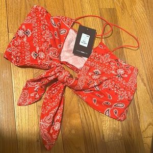 Fashionnova size Large never worn top